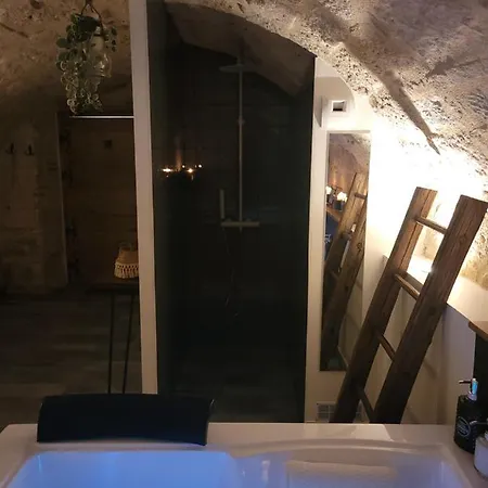 Oda ve Kahvaltı Nuit Insolite Avec Privatif Au 